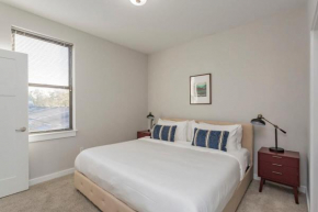 Cozysuites Music Row Stylish 2BR-free parking 59
